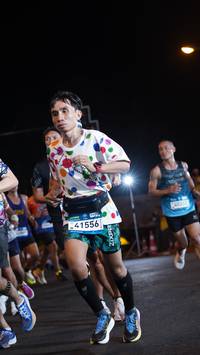 BIB: 41556, 40332
                            <button type="button" onclick="openModal(23047787)" class="btn btn-primary btn-sm float-right btn-popup" data-toggle="modal" data-target=".modal-high-quality">
                        <i class="fas fa-shopping-cart"></i> Add to Cart
                    </button>
                                            <button type="button" onclick="isThisMe(23047787, true)" class="btn btn-success btn-sm float-right btn-popup btn-isme hidden" data-toggle="tooltip" data-placement="bottom" title="นี่คือรูปของคุณใช่ไหม คลิกที่นี่เพื่อเอาเข้าอัลบั้ม">
                        <i class="fas fa-plus"></i> Add to album
                    </button>
                    <button type="button" onclick="isThisMe(23047787, false)" class="btn btn-warning btn-sm float-right btn-popup btn-isnotme hidden">
                        <i class="fas fa-ban"></i> Remove from album
                    </button>